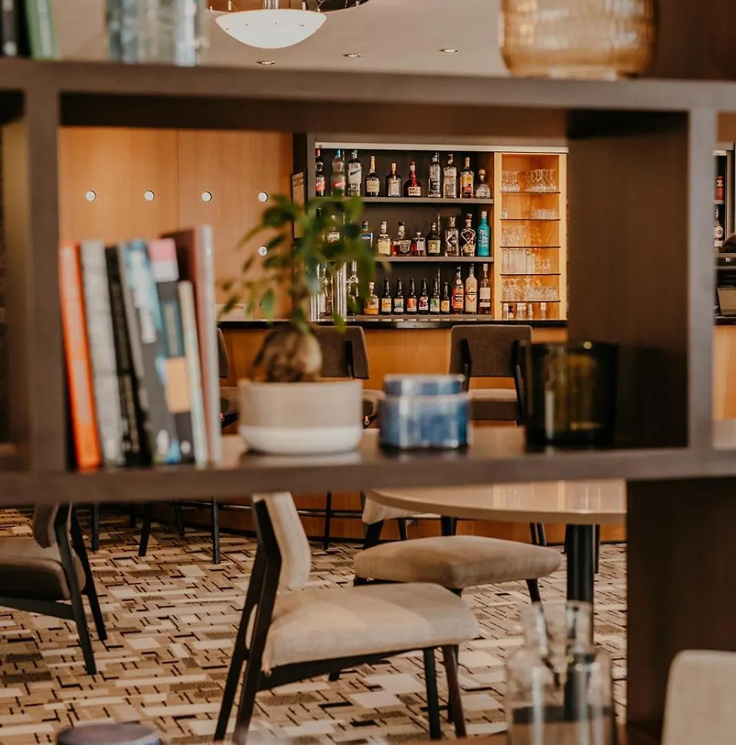 Escale Oceania Brest Hotel Gouesnou