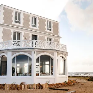 4* Hotel De La Mer, The Originals Relais